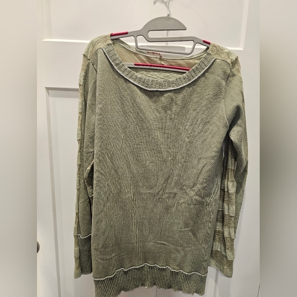NWT! Pete Olive Green Sweater Long Sleeve